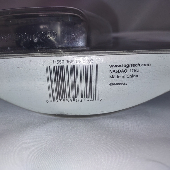 Logitech Harmony 550 Universal Advanced Remote Control All in One Programmable - Picture 4 of 5